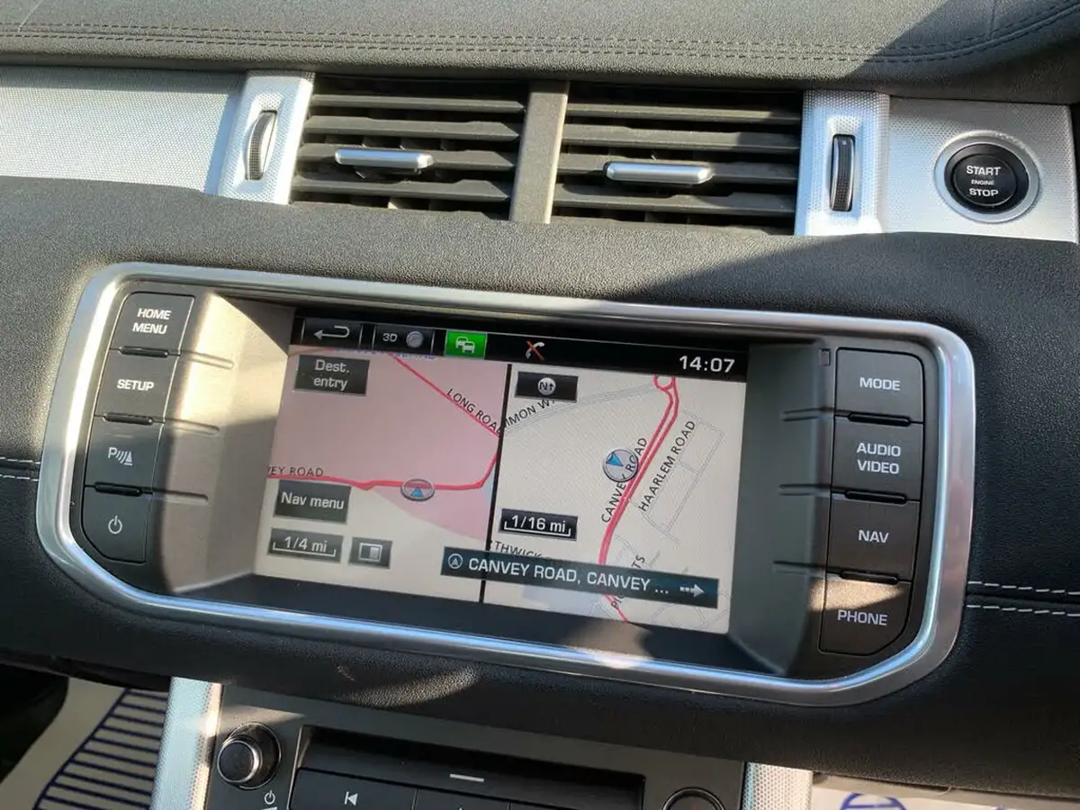 2014-land-rover-range-rover-evoque-22sd4-dynamic-hatchback-5d-auto-big-17