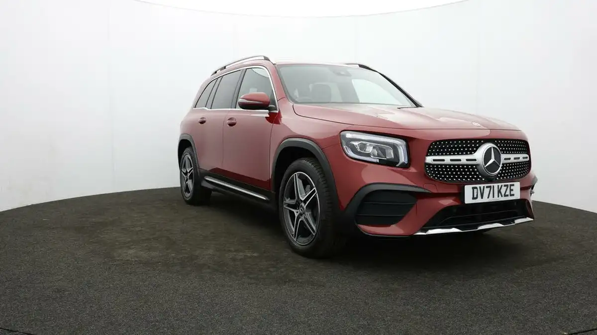2021-mercedes-benz-glb-class-13-glb200-amg-line-8g-tronic-big-41