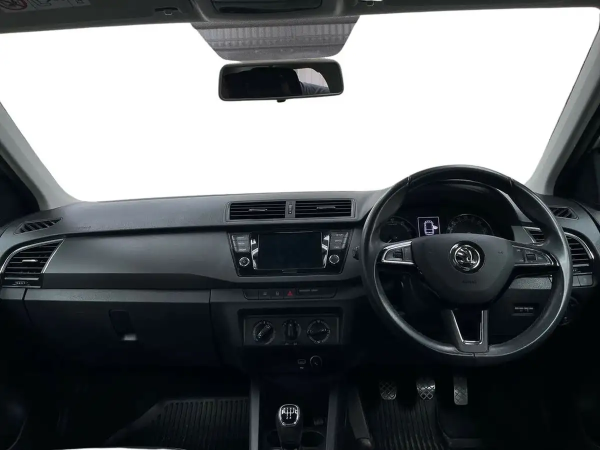 2020-skoda-fabia-10-tsi-se-95ps-estate-big-5