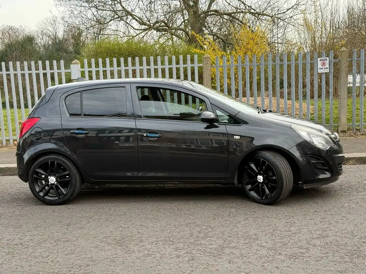 2015-vauxhall-corsa-12-sting-16v-vvt-85ps-ac-5d-big-14