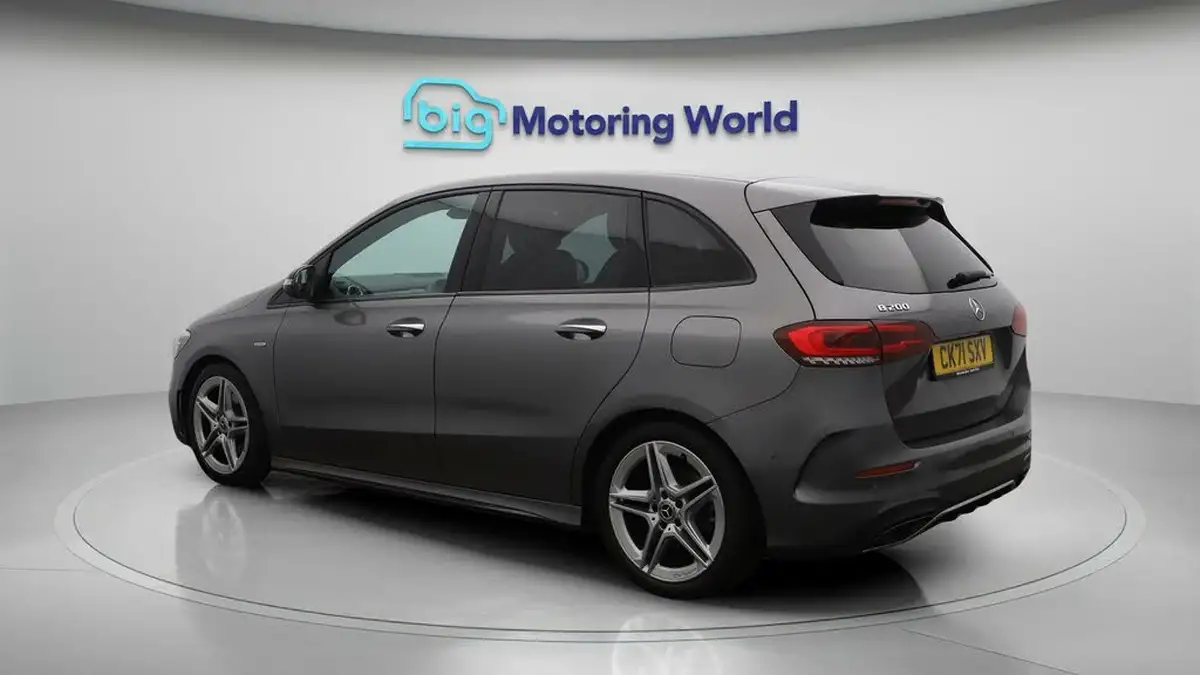 2021-mercedes-benz-b-class-13-b200-amg-line-premium-edition-big-5