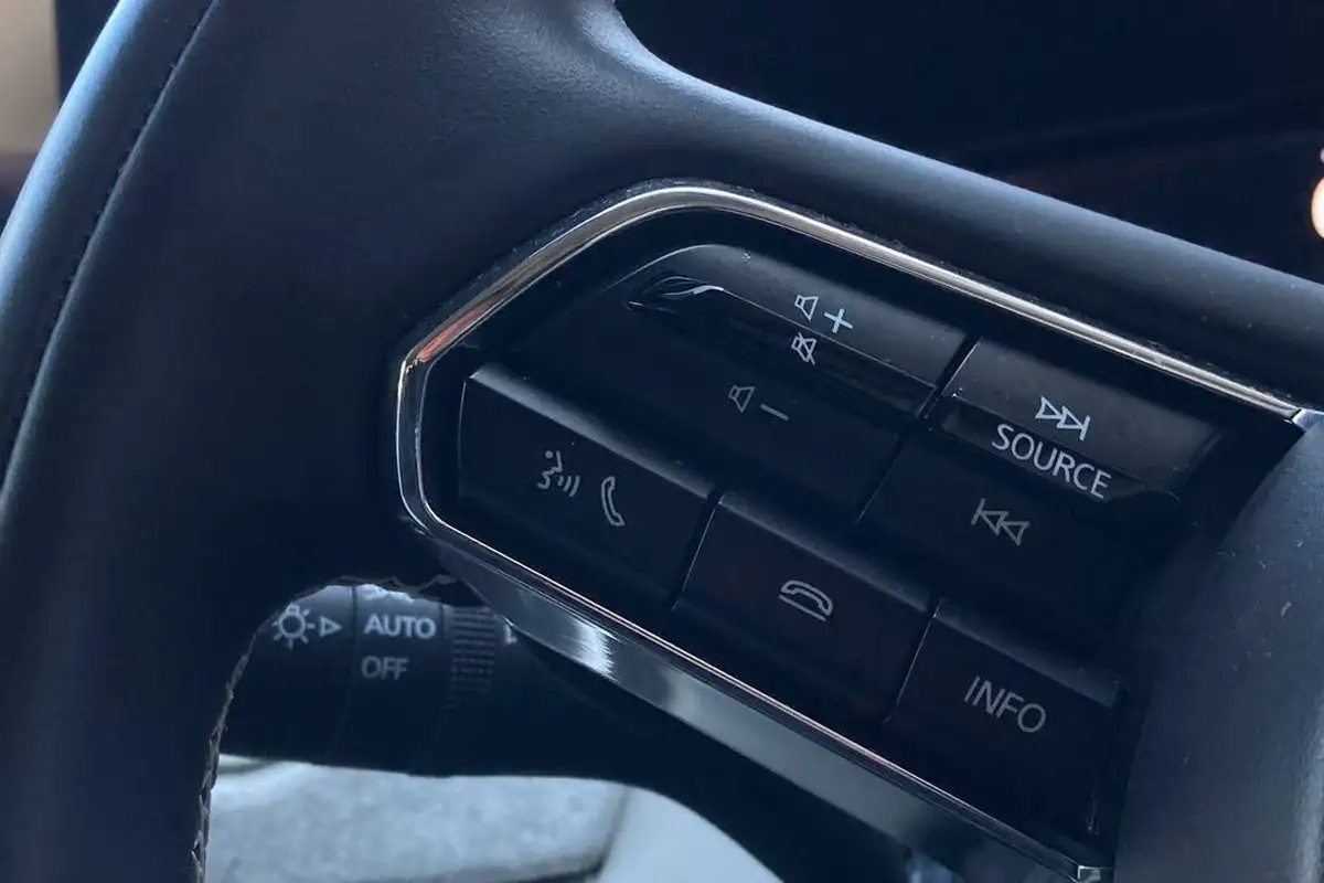 2023-mazda-cx-60-25-e-skyactiv-takumi-big-28