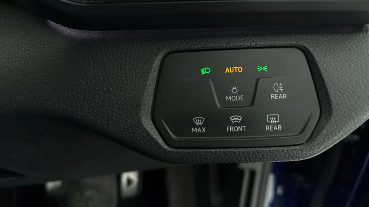 2021-volkswagen-id4-e-first-edition-big-19