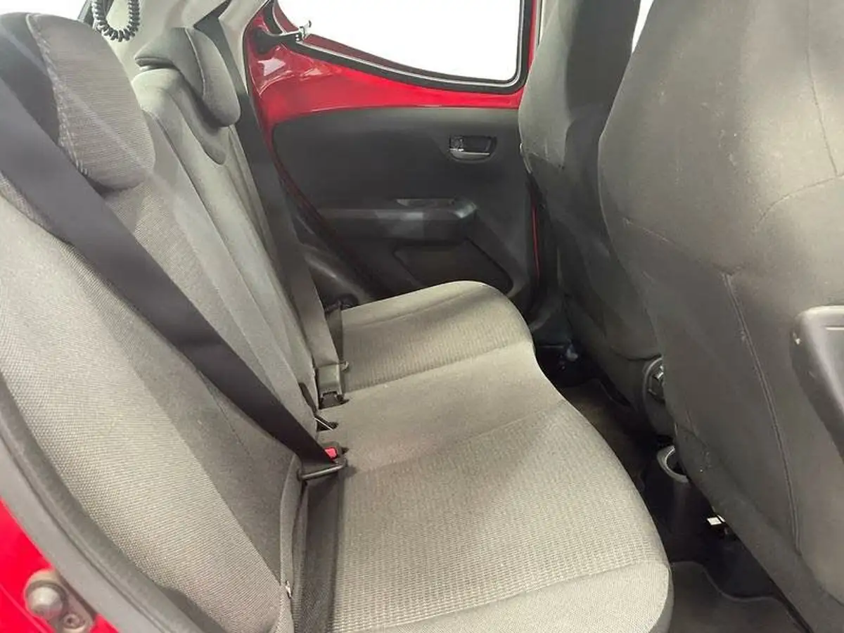 2021-toyota-aygo-10-vvt-i-x-play-tss-big-10