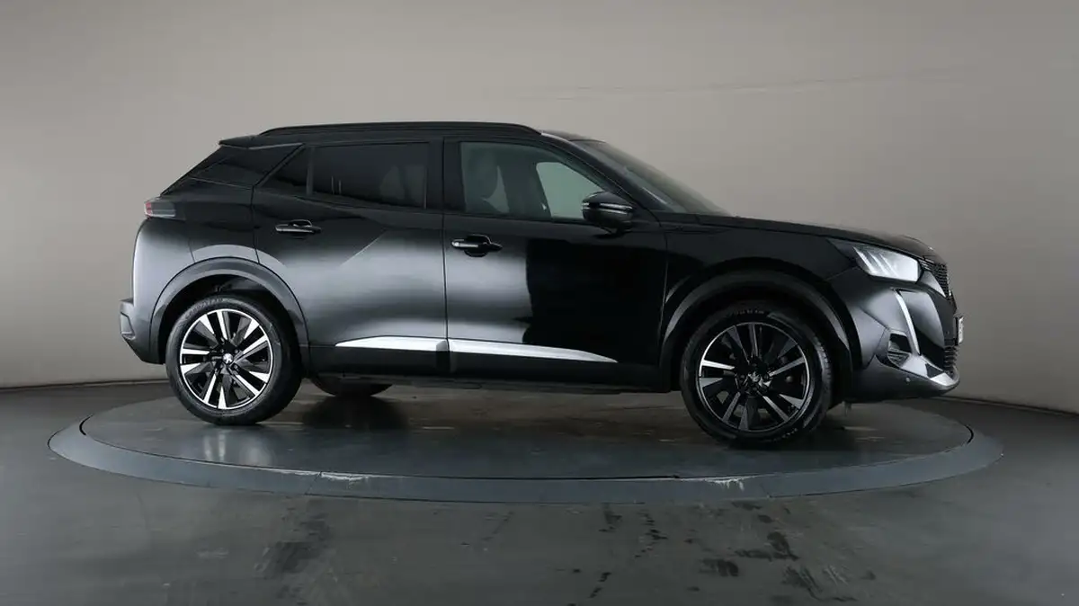 2020-peugeot-2008-suv-e-gt-big-51