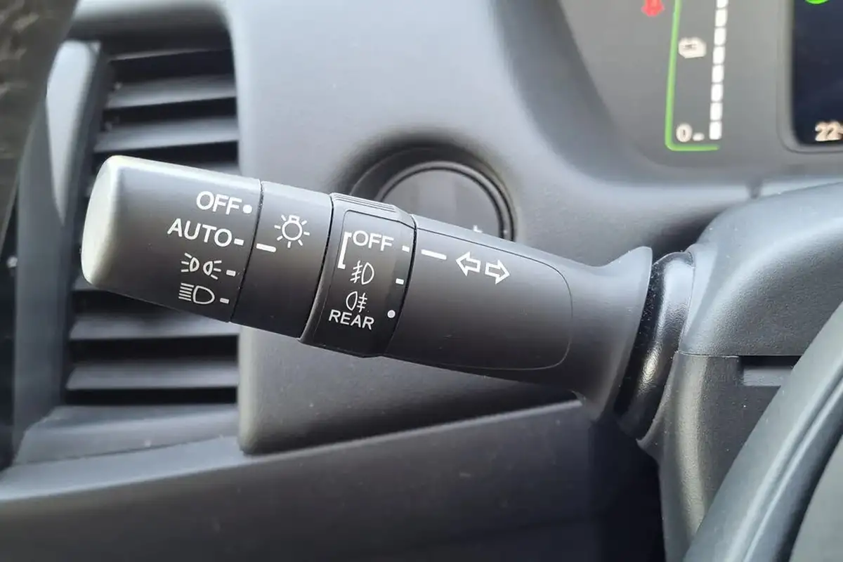 2022-honda-jazz-15-i-mmd-ex-107ps-big-35