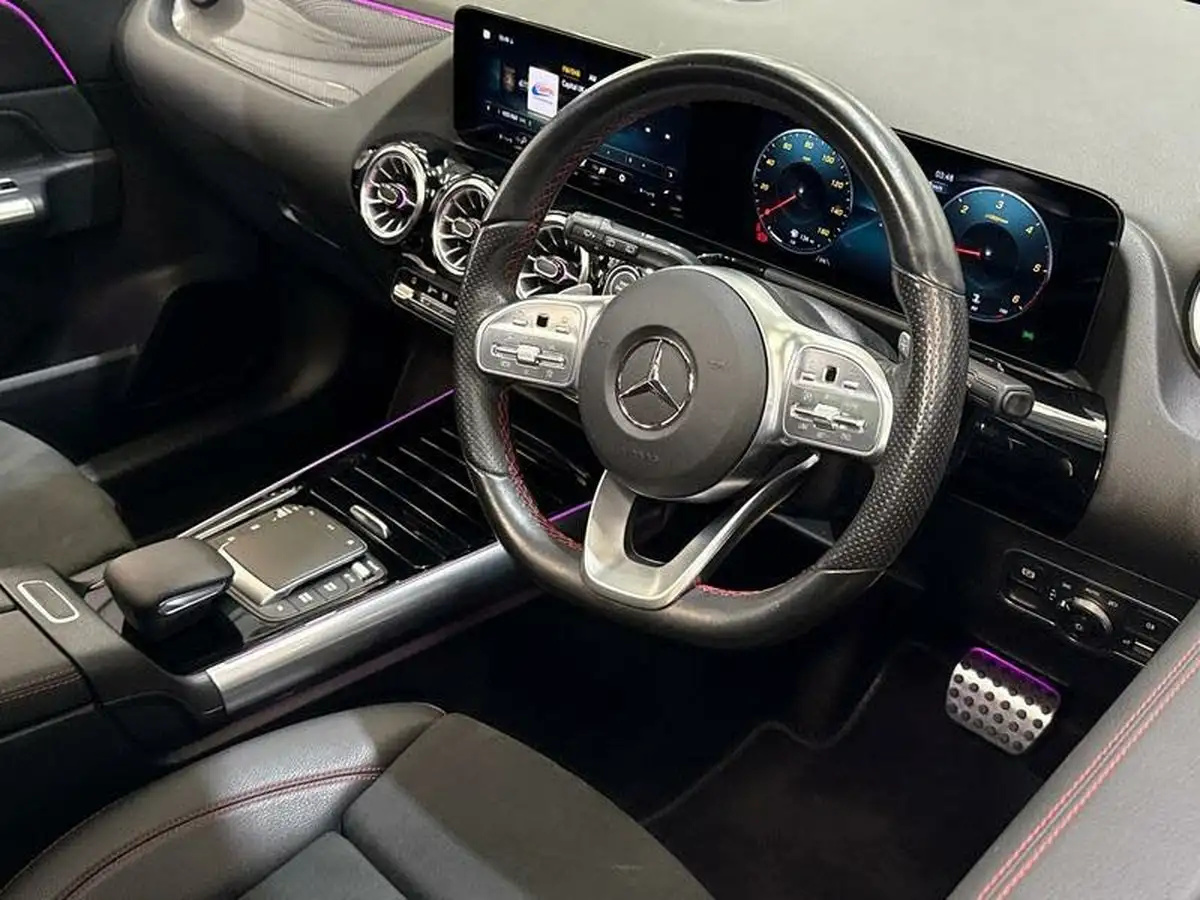 2021-mercedes-benz-gla-class-20d-gla-220d-amg-line-premium-plus-big-2