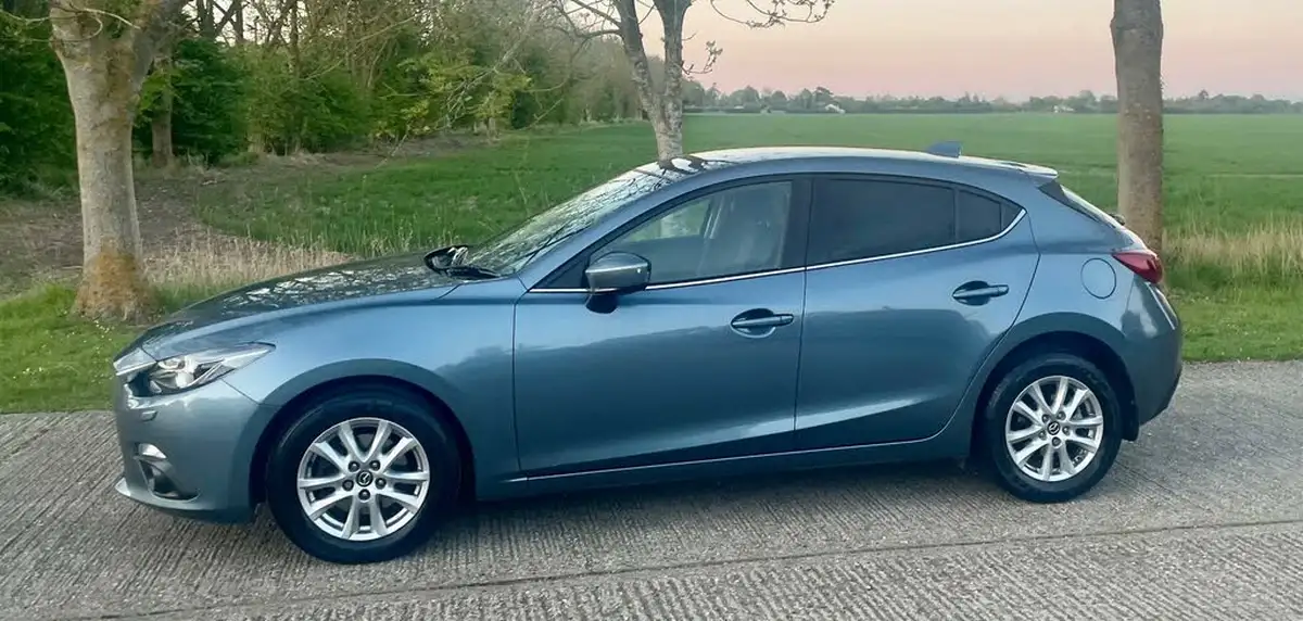 2014-mazda-mazda3-20-se-l-nav-hatchback-5d-big-16