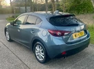 2014-mazda-mazda3-20-se-l-nav-hatchback-5d-small-3