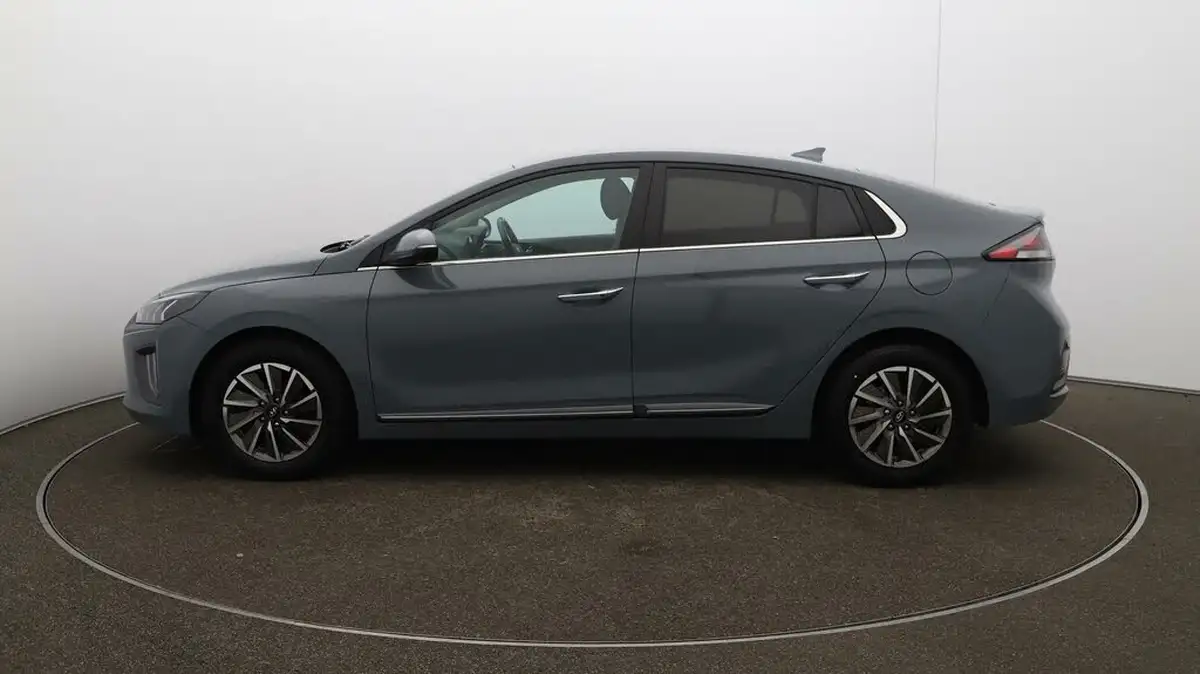 2022-hyundai-ioniq-e-premium-se-electric-big-56
