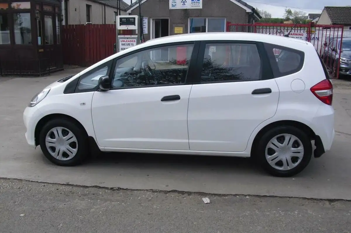 2014-honda-jazz-12-s-big-3