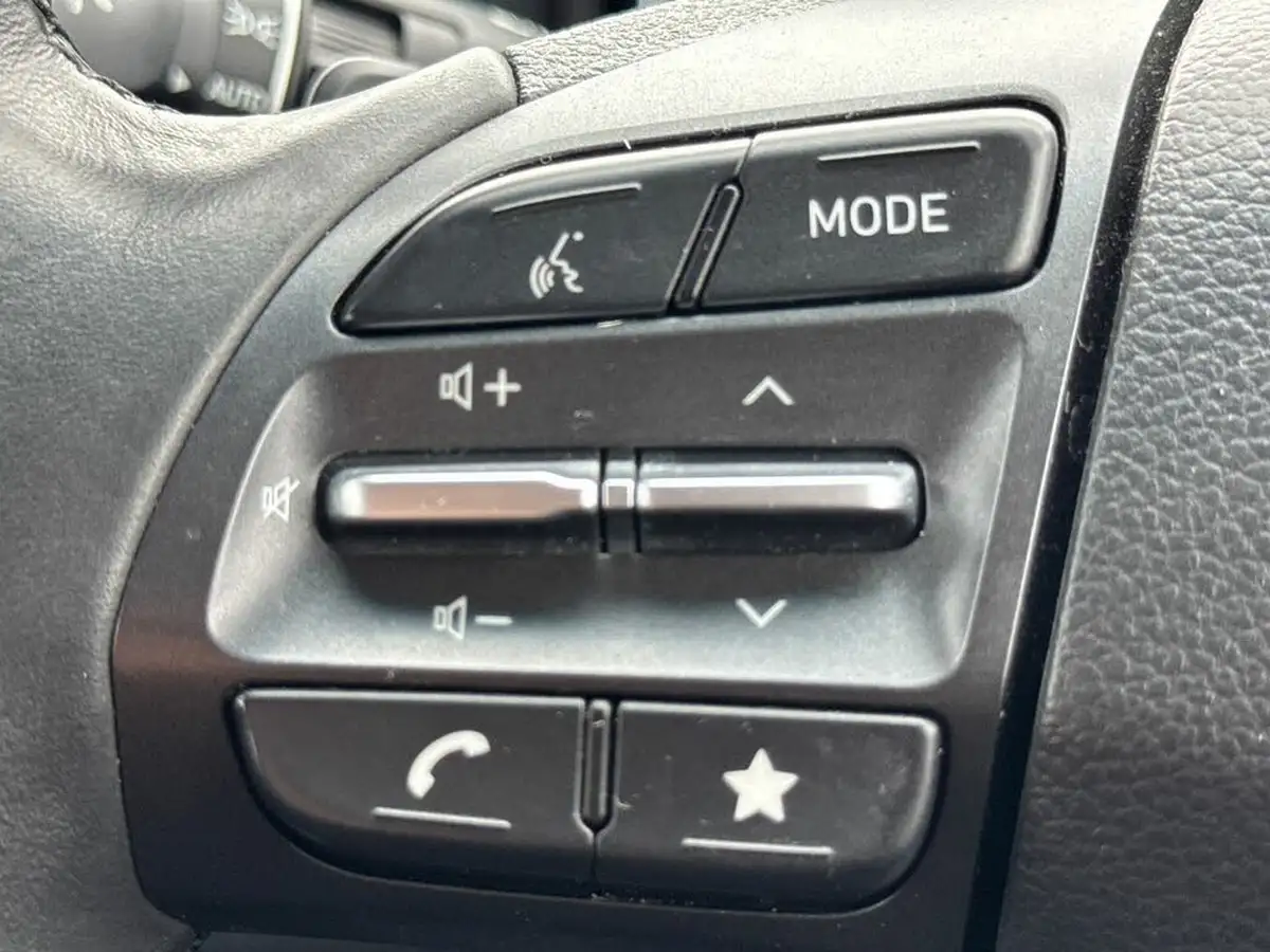 2023-hyundai-kona-16-gdi-se-connect-big-15