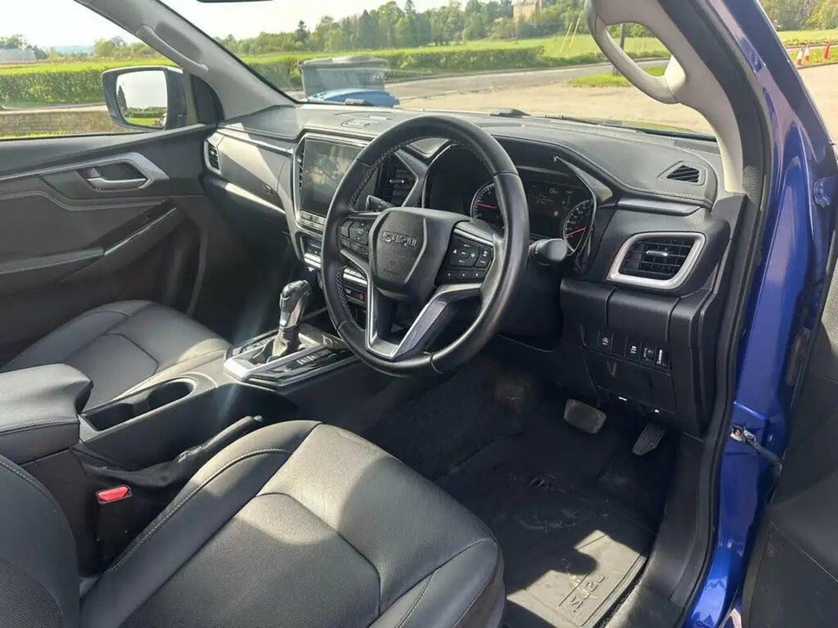 2022-isuzu-d-max-19td-dl40-pick-up-auto-big-8