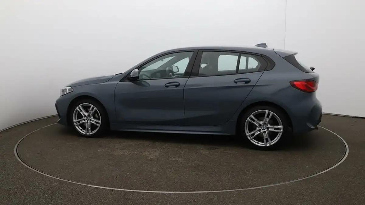 2021-bmw-1-series-15-118i-m-sport-lcp-big-50