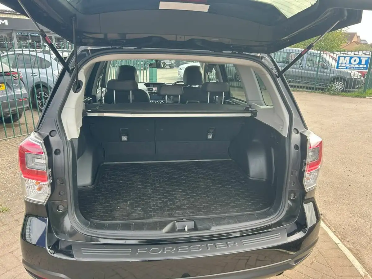 2016-subaru-forester-big-10