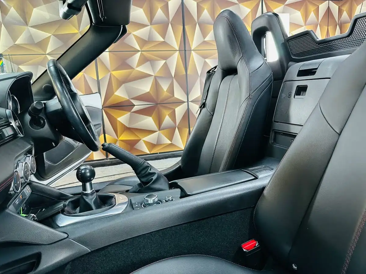 2017-mazda-mx-5-15-sport-convertible-big-11