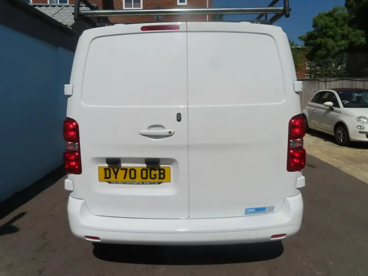 2020-vauxhall-vivaro-20td-3100-l1h1-sportive-120pseu6dt-panel-big-14