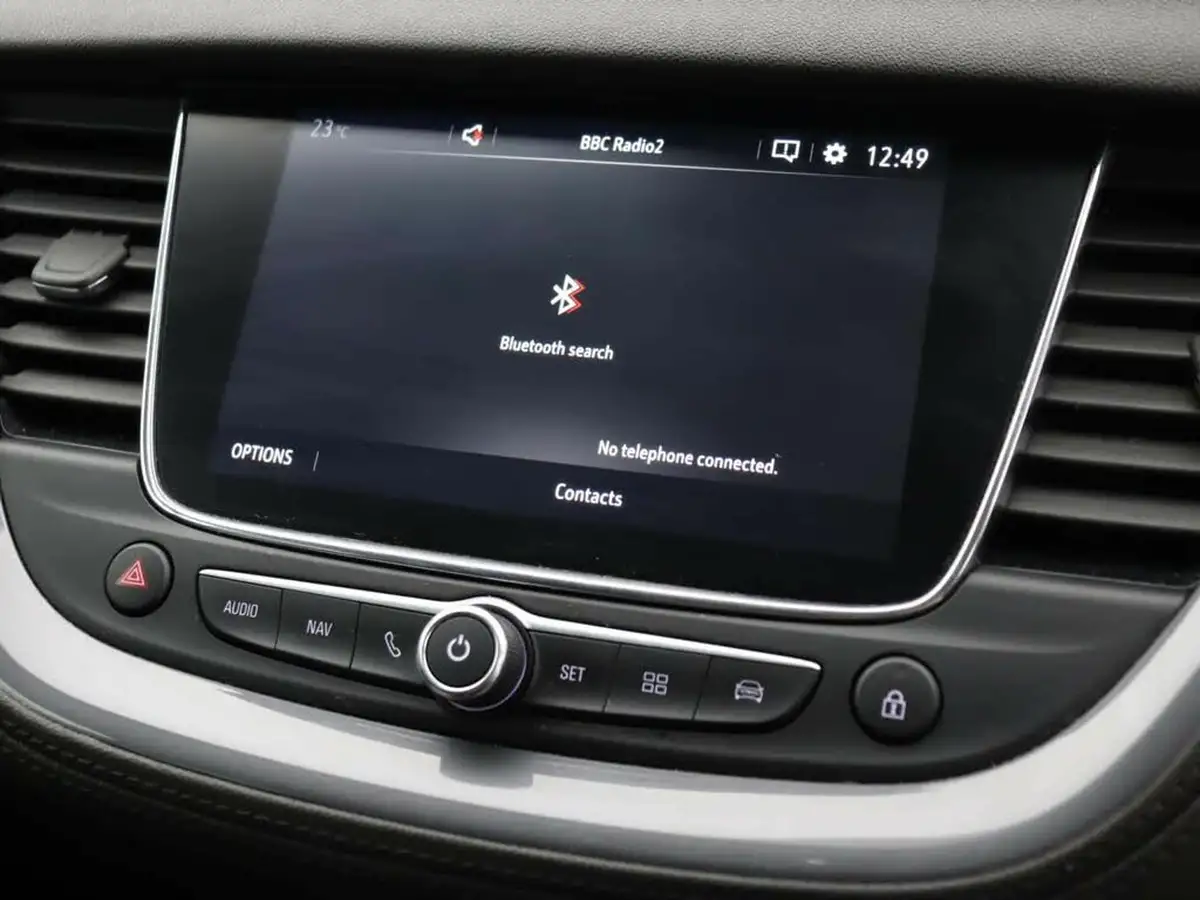 2020-vauxhall-grandland-x-12-griffin-big-17
