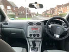 2009-ford-focus-16-zetec-hatchback-5d-small-11