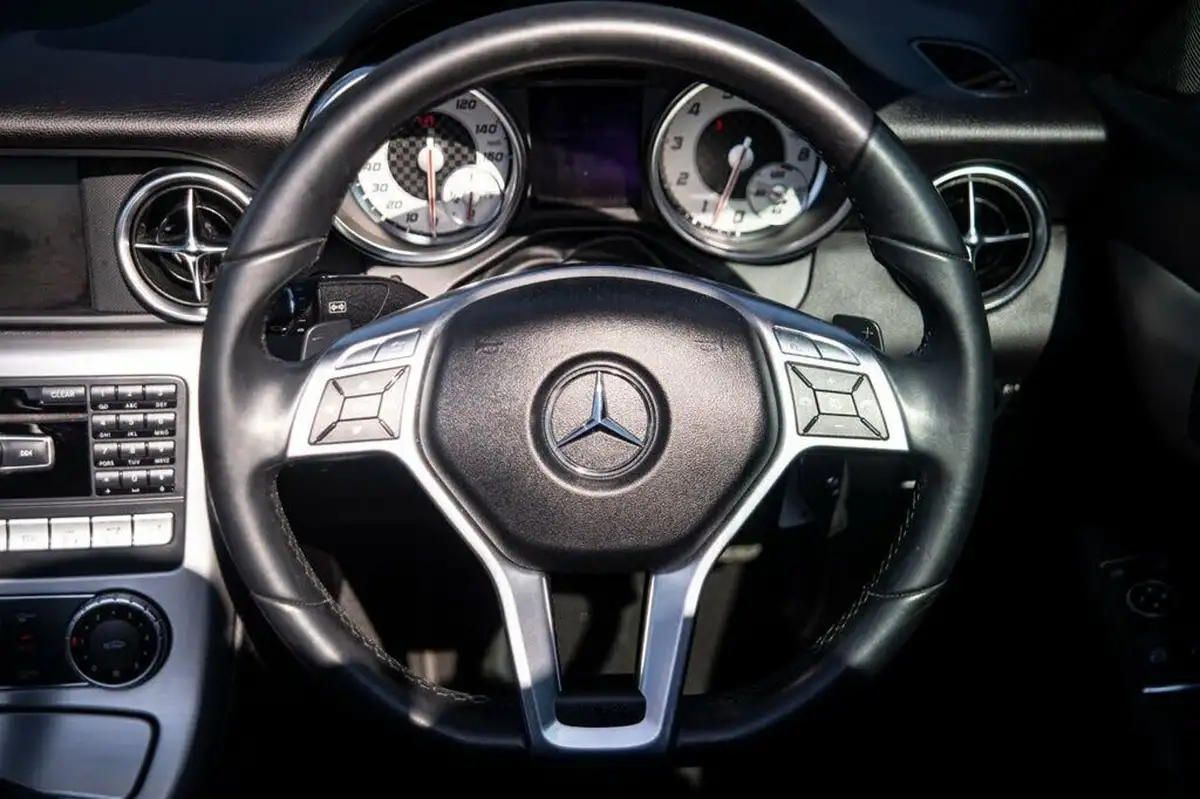 2014-mercedes-benz-slk-35-slk350-amg-sport-blue-f-big-10