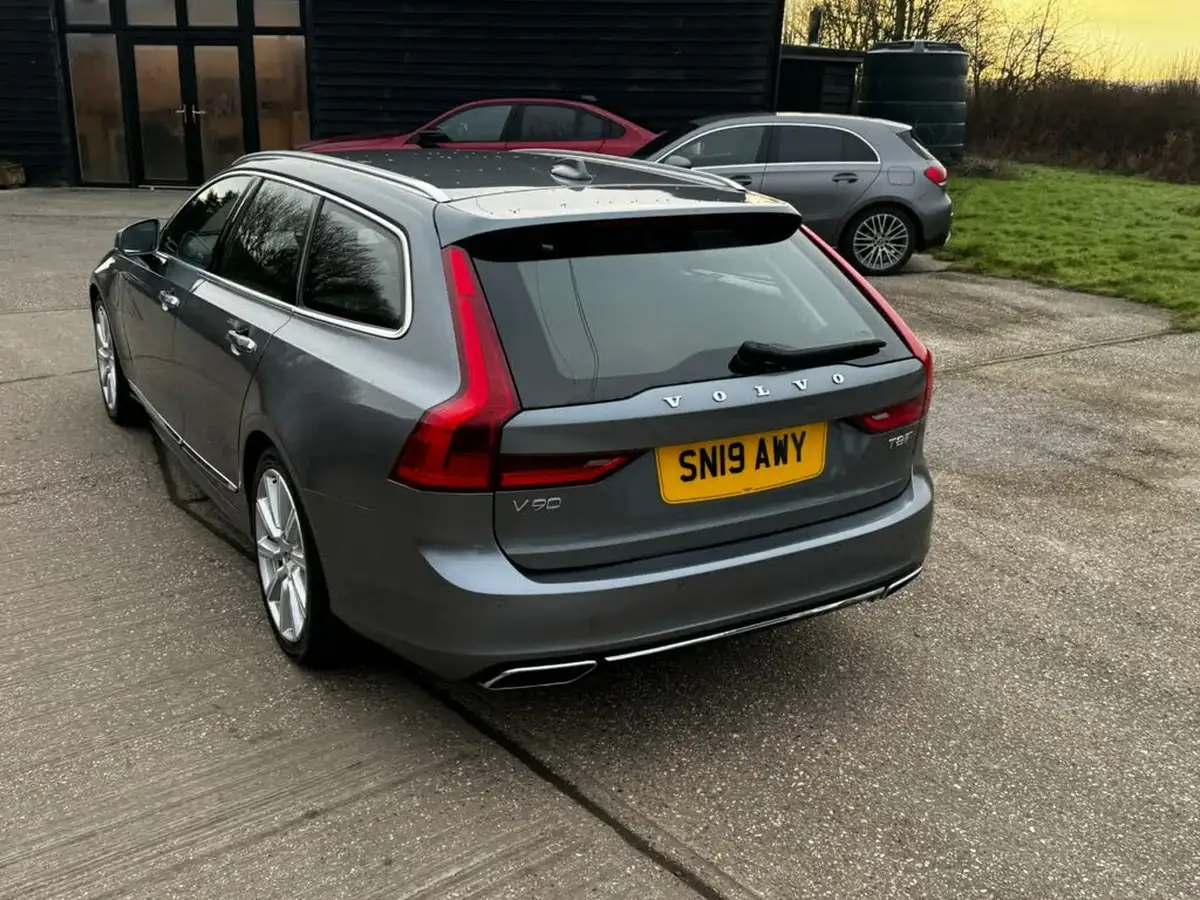 2019-volvo-v90-20-t8-inscription-plus-big-6