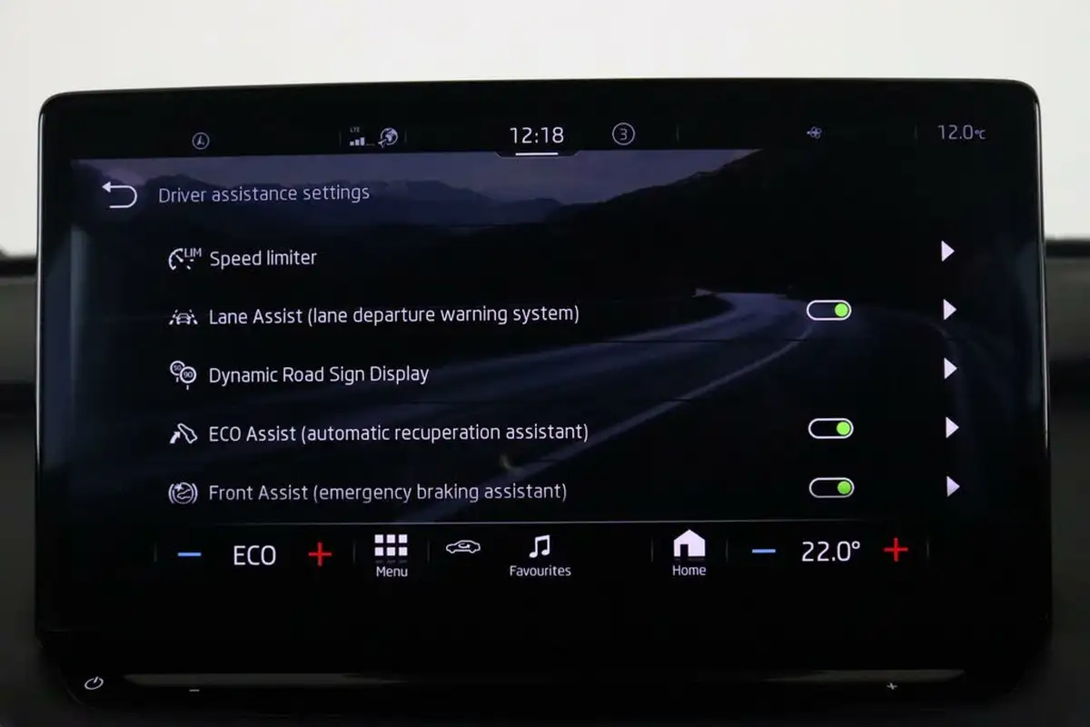 2021-skoda-enyaq-e-60-eco-suite-62-kwh-big-35