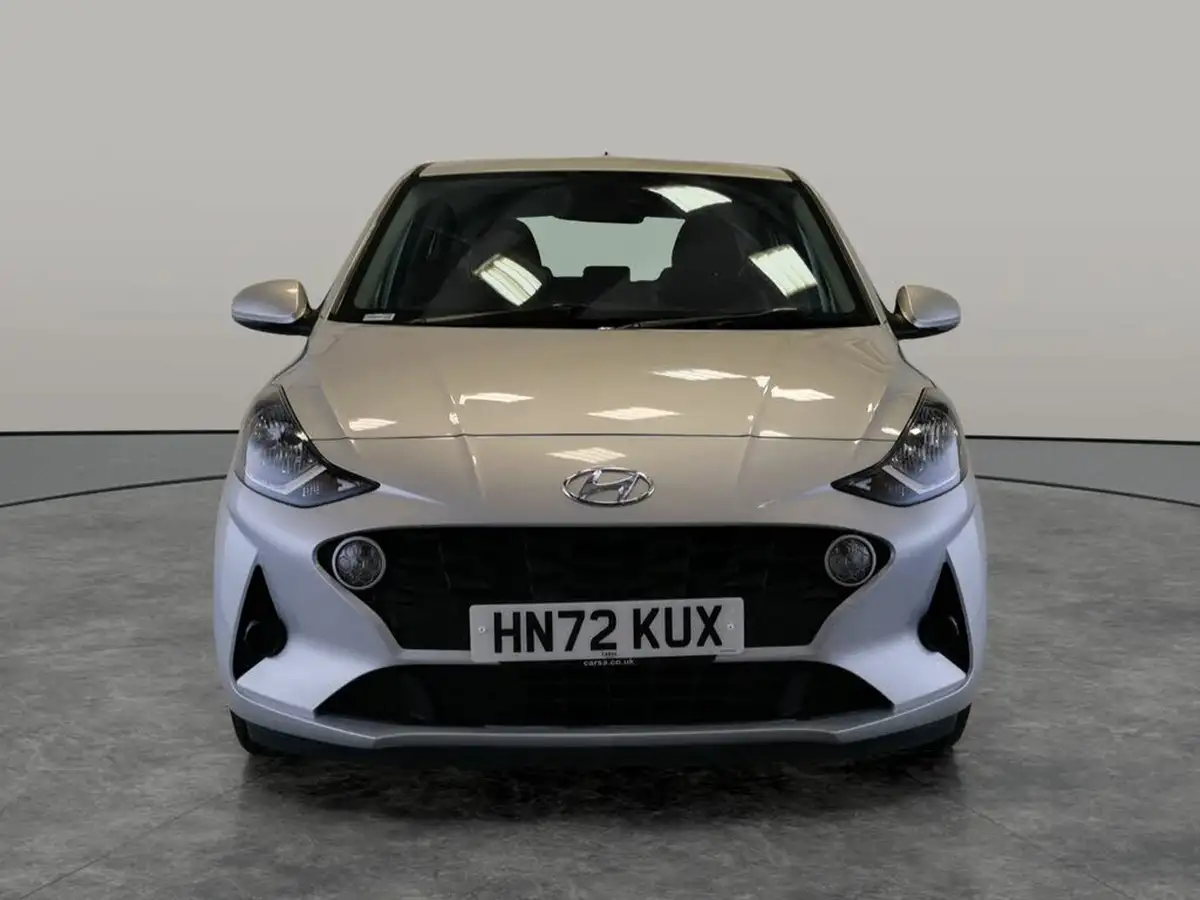 2022-hyundai-i10-10-se-big-11