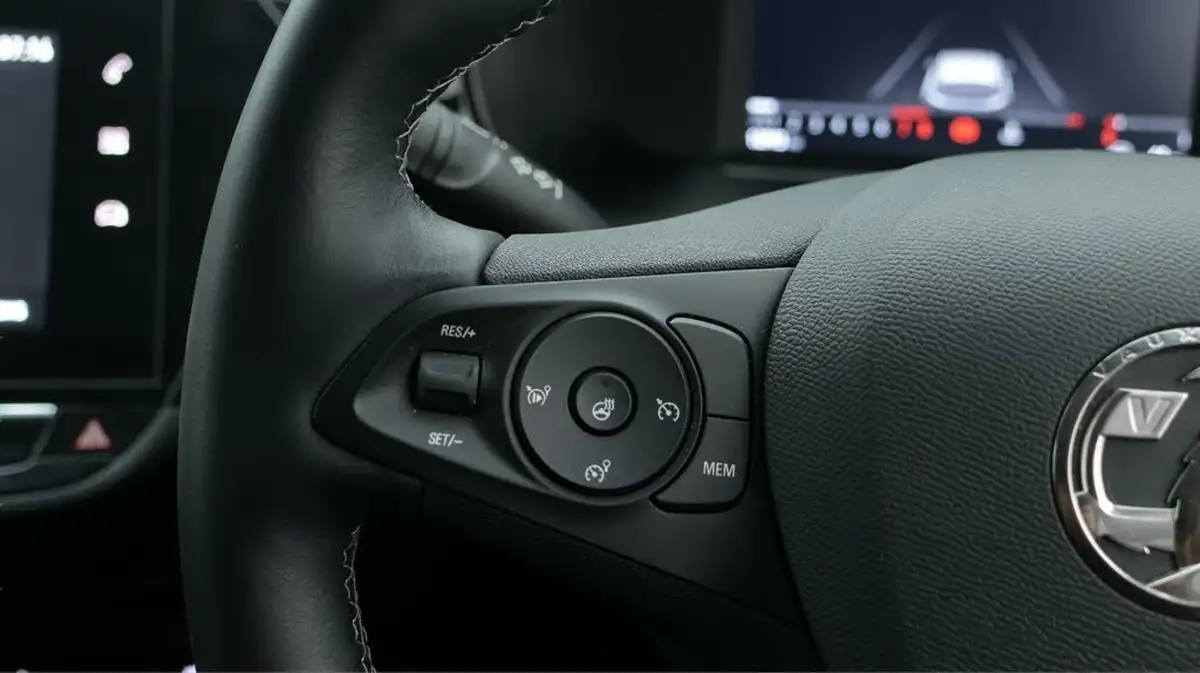 2022-vauxhall-corsa-12-turbo-elite-edition-big-22