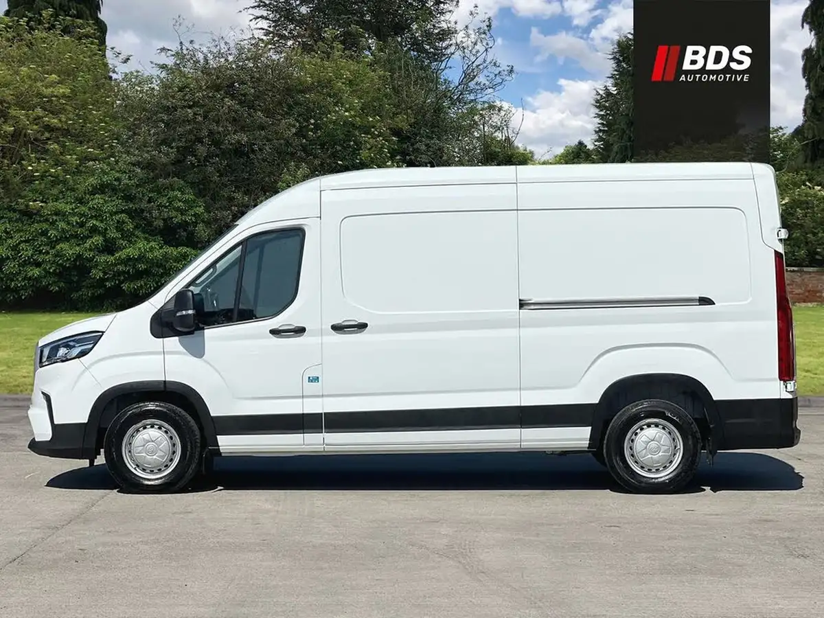 2023-maxus-deliver-9-big-3