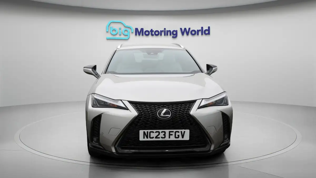 2023-lexus-ux-250h-20-f-sport-design-big-2