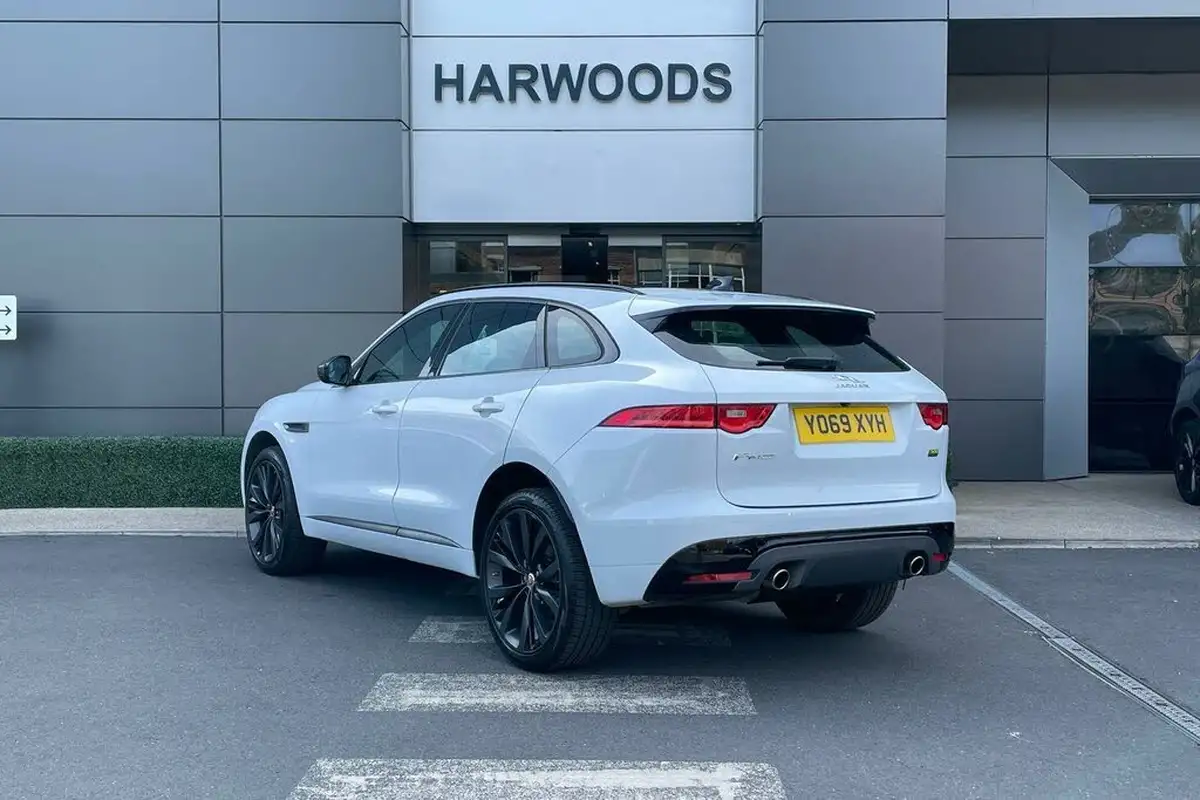 2019-jaguar-f-pace-30td-300-sport-big-8