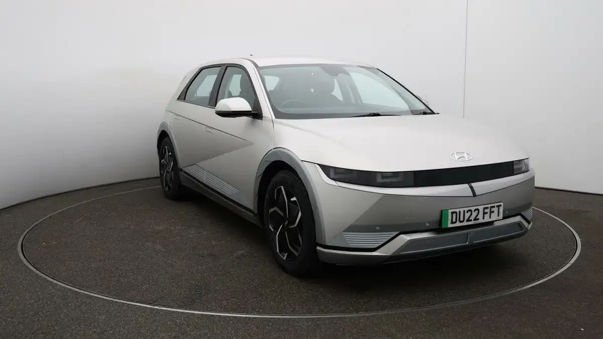 2022-hyundai-ioniq-5-e-premium-217ps-73kwh-rwd-big-33