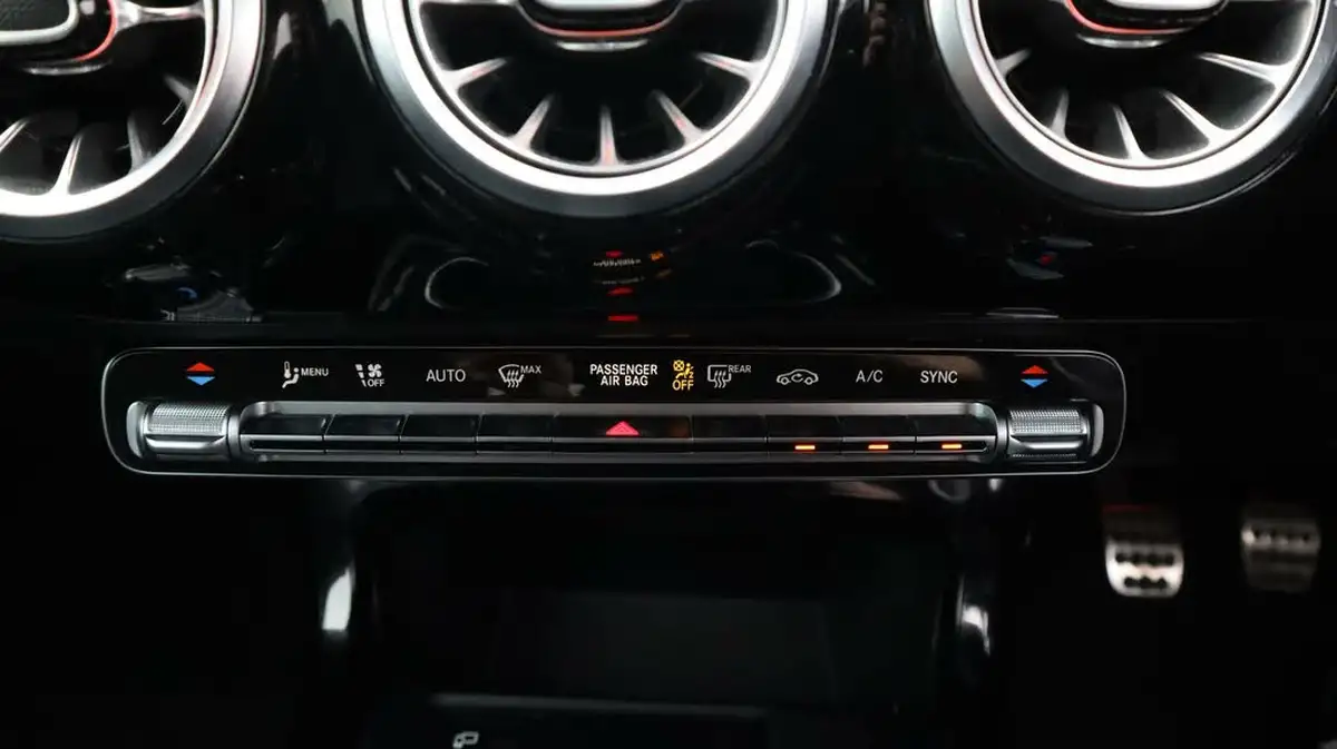 2021-mercedes-benz-a-class-13-a200-amg-line-executive-edition-saloon-4d-big-12