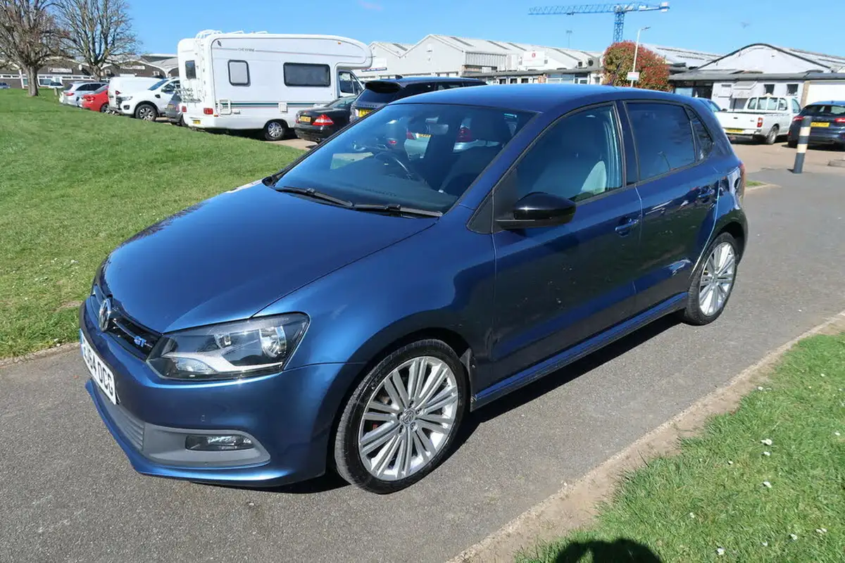2014-volkswagen-polo-14-tsi-bluegt-act-5d-dsg-big-6