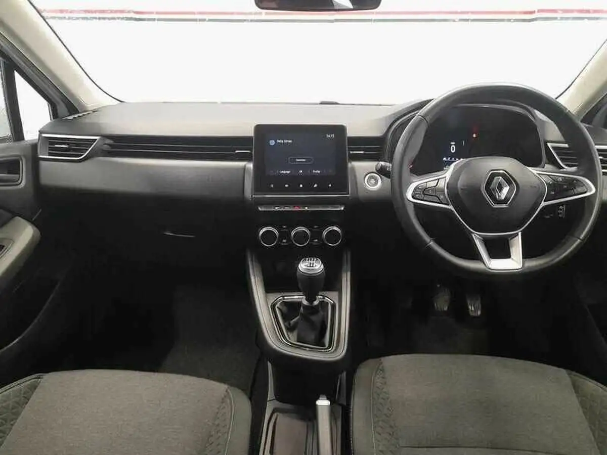2021-renault-clio-10-tce-iconic-90ps-big-11