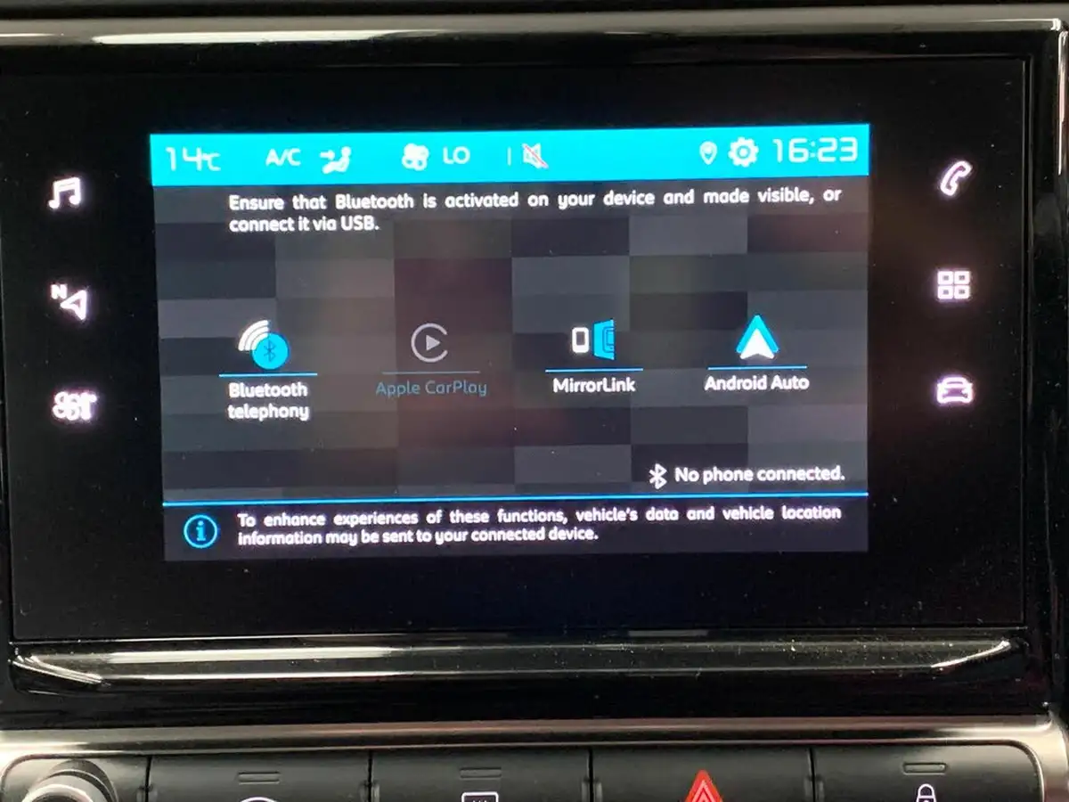 2022-citroen-c3-12-puretech-c-series-big-11