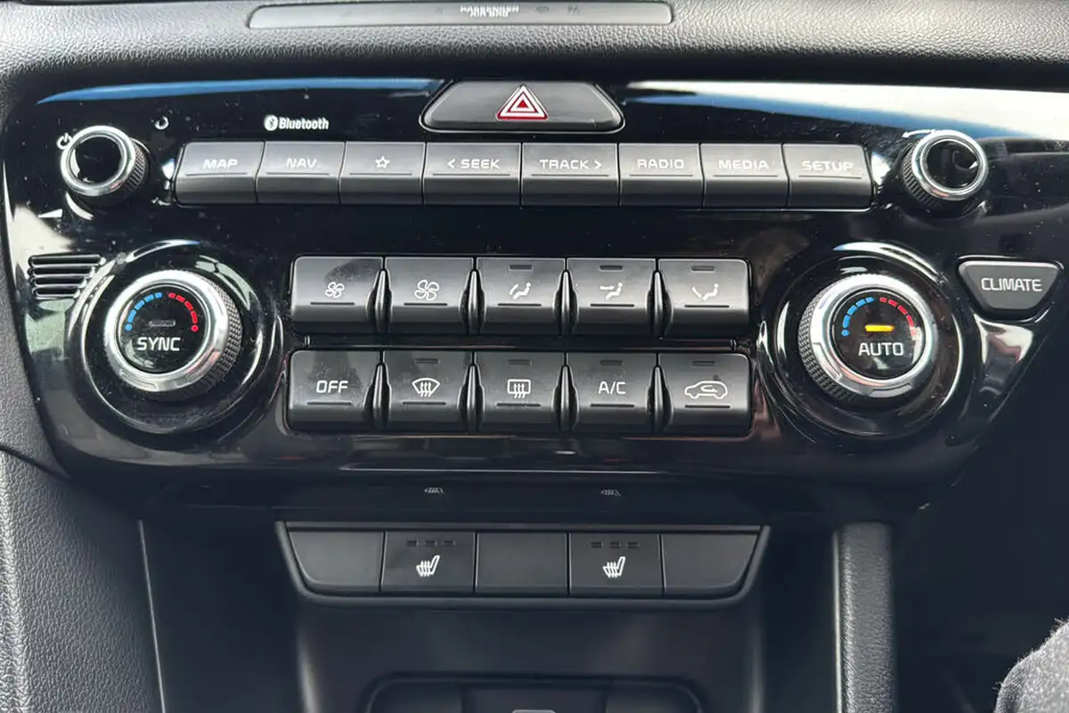 2021-kia-sportage-16crdi-gt-line-134bhp-48v-big-14