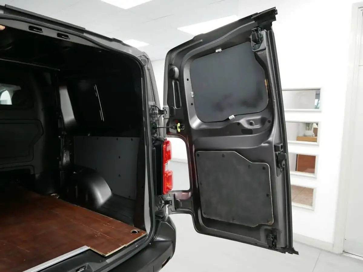2023-vauxhall-vivaro-20td-3100-l2h1-prime-double-cab-big-28