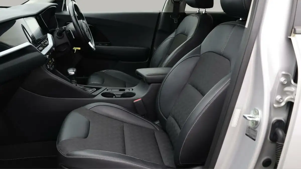 2021-kia-niro-16-gdi-2-big-13