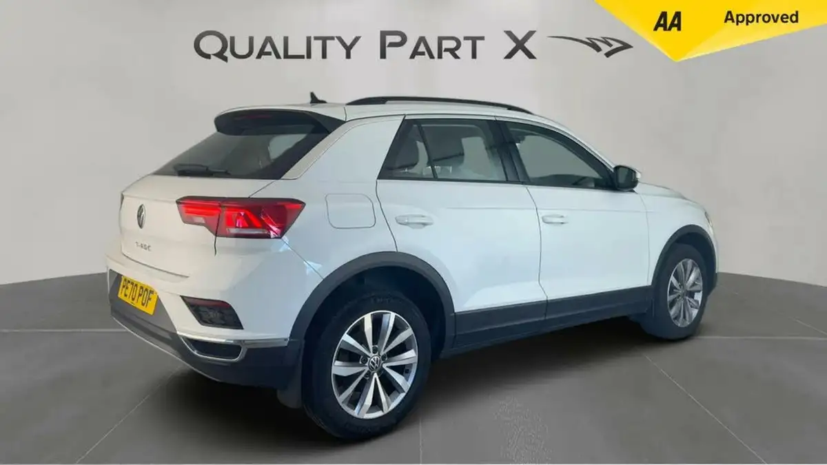 2020-volkswagen-t-roc-16tdi-se-big-2