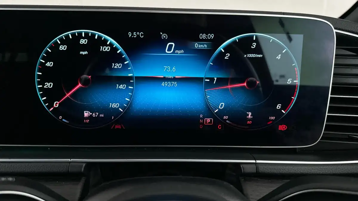 2022-mercedes-benz-gle-class-29d-gle400d-amg-line-big-12