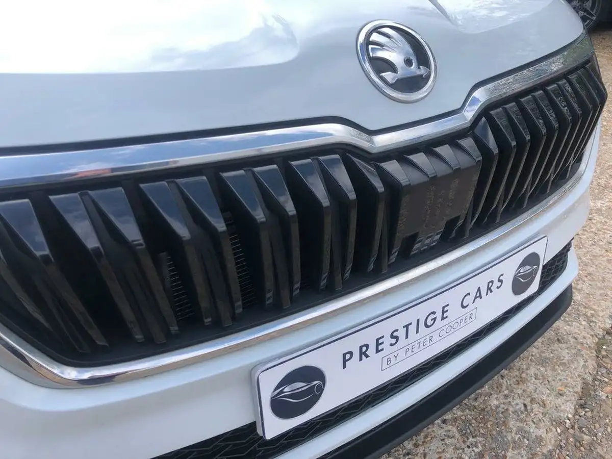 2022-skoda-karoq-15-tsi-se-drive-big-27