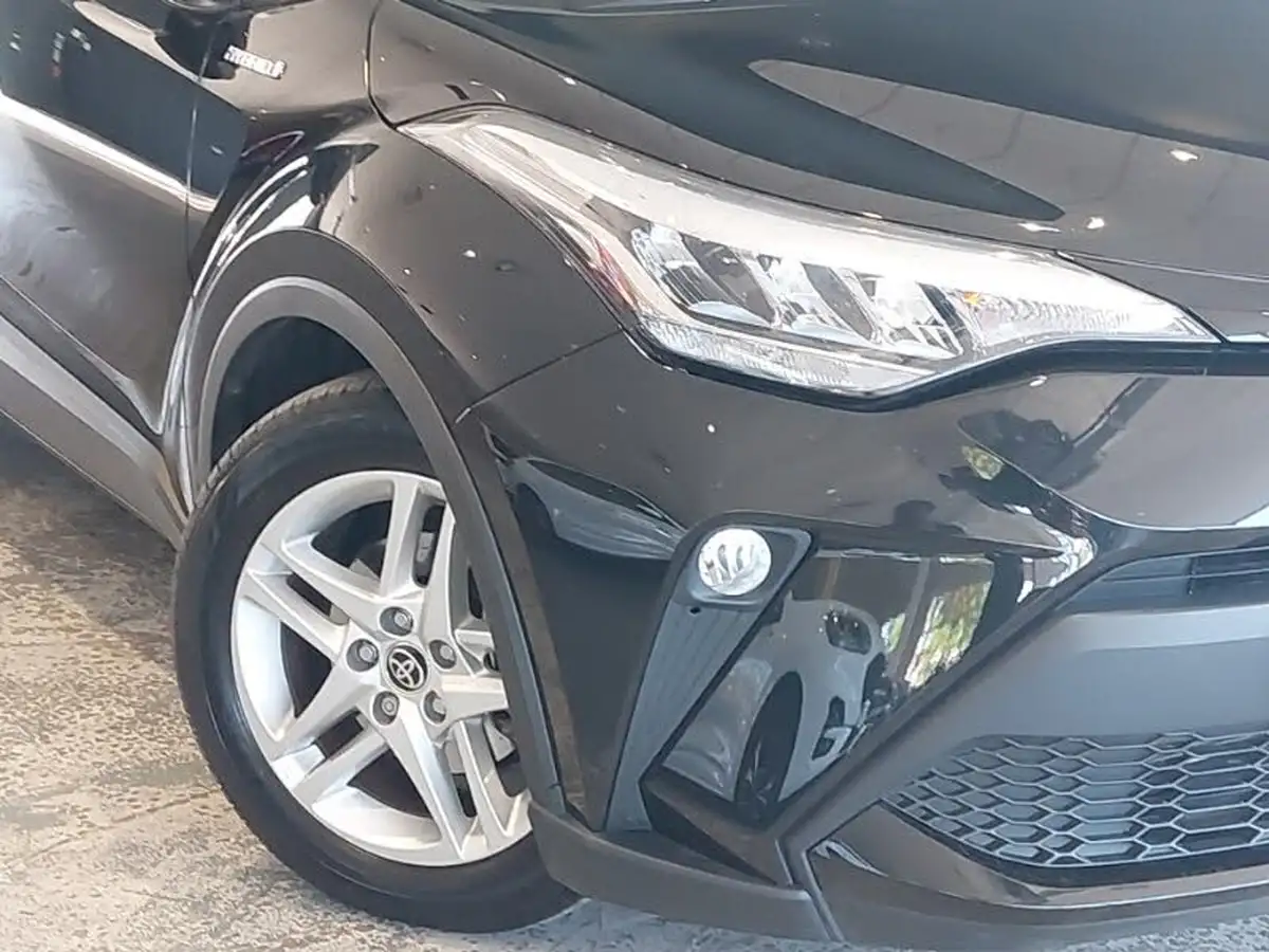 2022-toyota-c-hr-18-vvt-i-icon-big-8