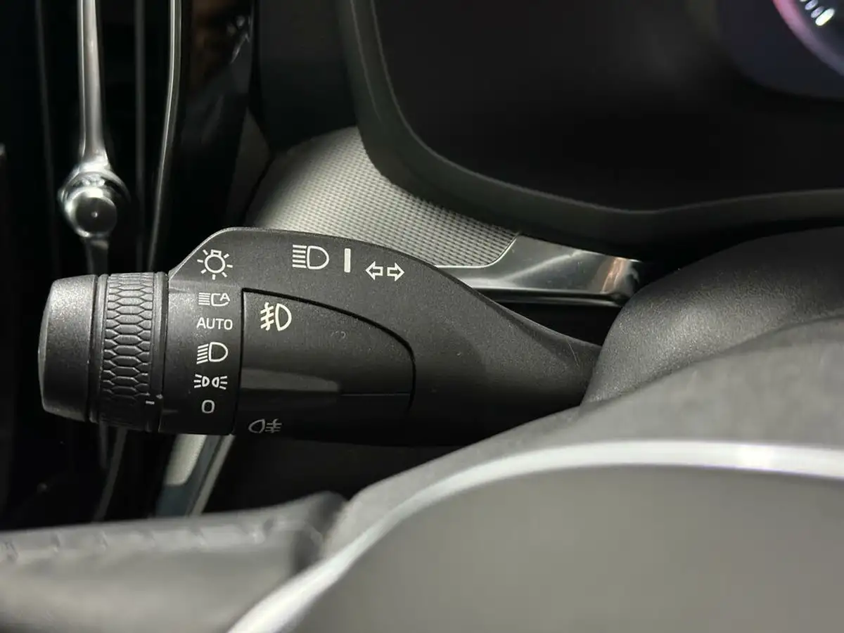 2018-volvo-v60-20td-d3-inscription-big-10