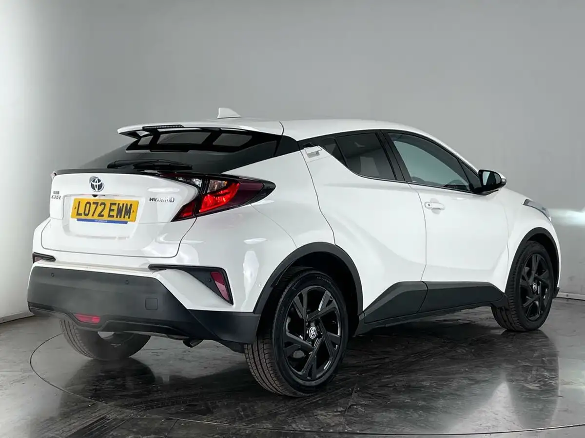 2023-toyota-c-hr-18-vvt-i-design-120bhp-big-3