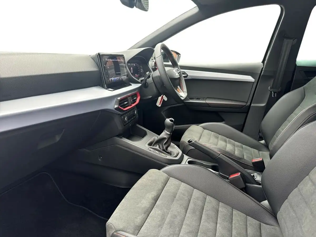 2025-seat-ibiza-10-tsi-fr-sport-115ps-big-5