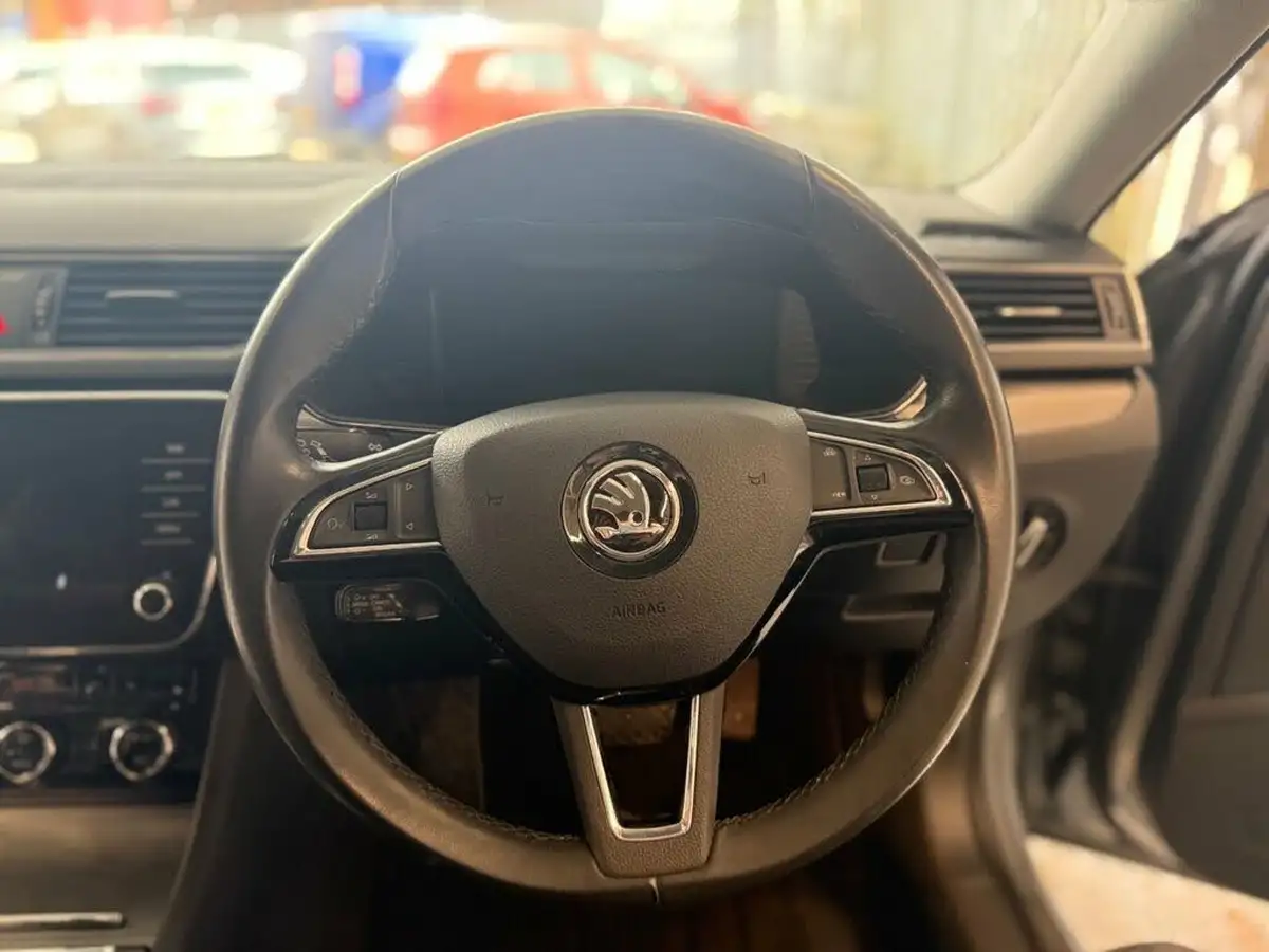 2021-skoda-superb-14-tsi-se-l-hatchback-big-28