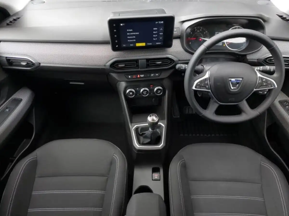 2022-dacia-jogger-10-tce-comfort-big-2