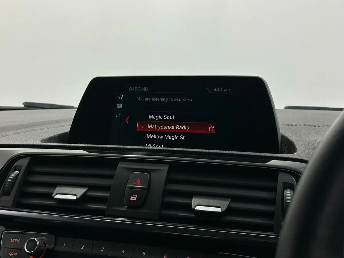2018-bmw-1-series-15td-116d-sport-5d-auto-big-22