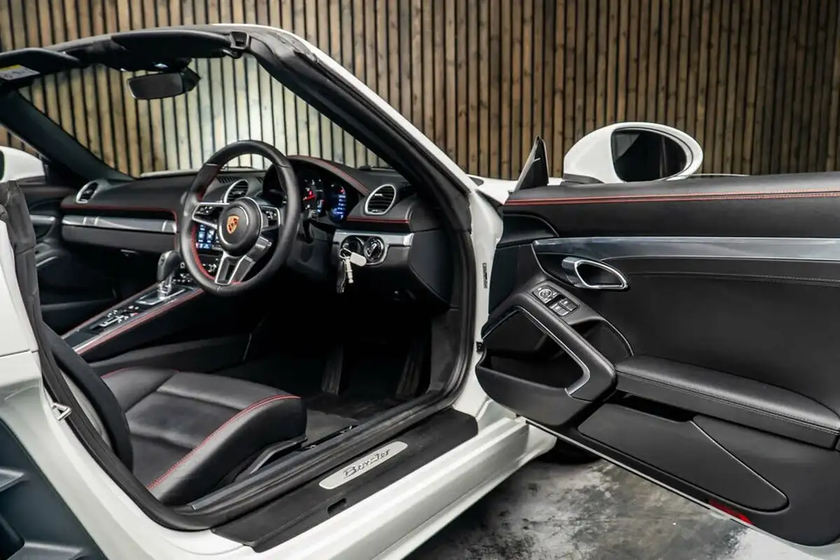 2020-porsche-boxster-718-20-boxster-pdk-big-31